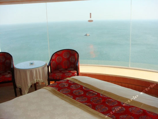 Imagen de la habitación del Hotel Qingdao Donghai. Foto 4