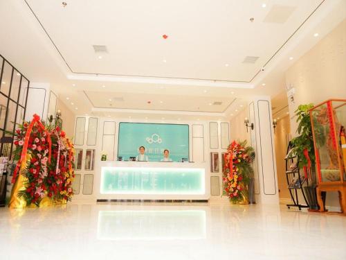 Imagen general del Hotel Qingdao Galaxy Holiday. Foto 2