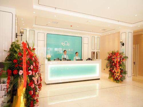 Imagen general del Hotel Qingdao Galaxy Holiday. Foto 6