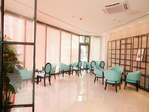 Imagen general del Hotel Qingdao Galaxy Holiday. Foto 7