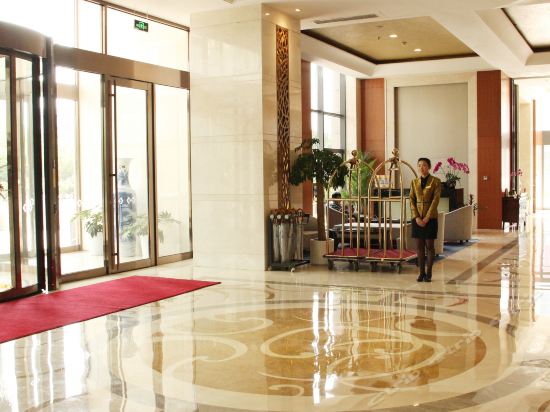 Imagen general del Hotel Qingdao Gloria Plaza. Foto 4