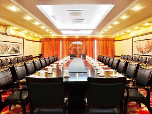 Imagen de los interiores del Hotel Qingdao Haidu, Huangdao. Foto 11