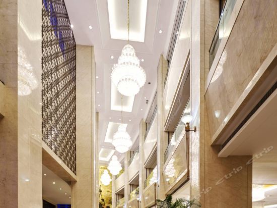 Imagen general del Hotel Qingdao Huaxi. Foto 3