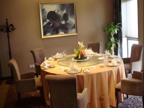 Imagen general del Hotel Qingdao Royal Garden. Foto 5