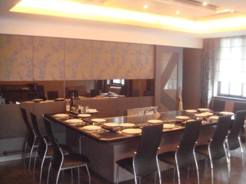 Imagen general del Hotel Qingdao Royal Garden. Foto 15