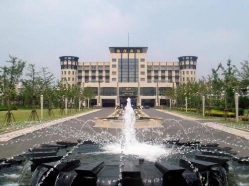 Imagen general del Hotel Qingdao Royal Garden. Foto 17