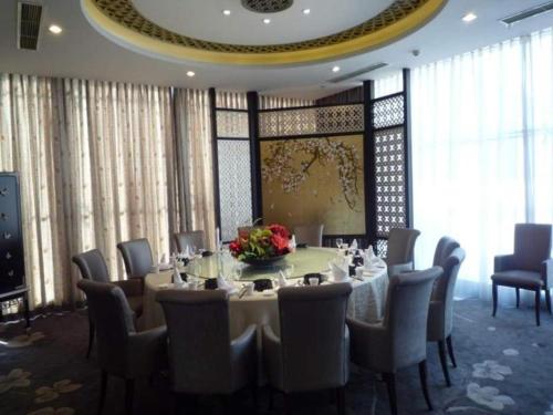 Imagen general del Hotel Qingdao Royal Garden. Foto 18