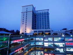 Imagen general del Hotel Qingyuan Gehao Holiday Hotel. Foto 1