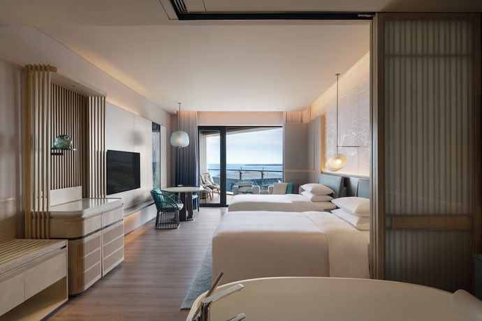Imagen de la habitación del Hotel Qinhuangdao Marriott Resort. Foto 5