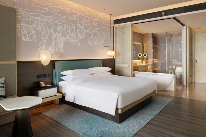 Imagen de la habitación del Hotel Qinhuangdao Marriott Resort. Foto 13