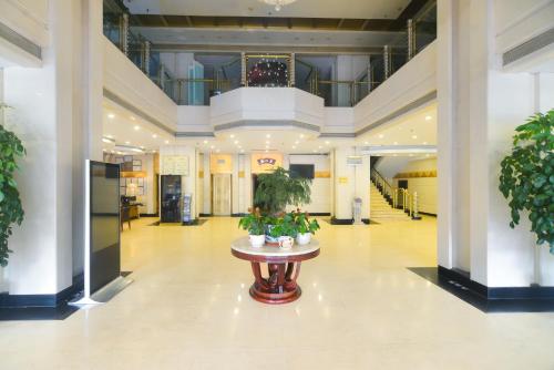 Imagen general del Hotel Qinhuangdao Yang Cheng. Foto 5