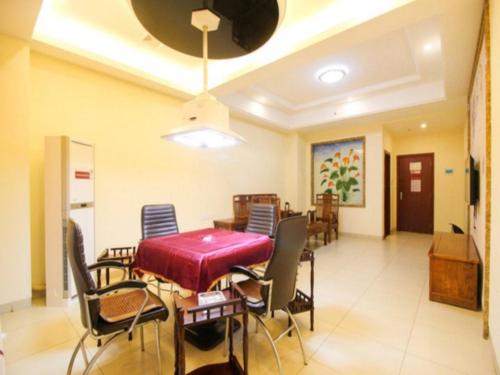 Imagen general del Hotel Qionghai Jin Mao. Foto 11