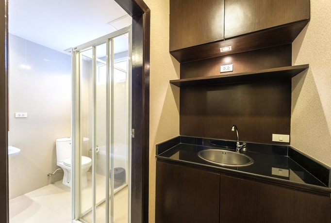 Imagen de la habitación del Hotel Qiu Sukhumvit. Foto 10