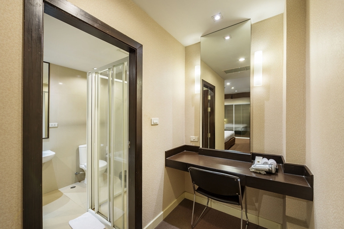 Imagen de la habitación del Hotel Qiu Sukhumvit. Foto 12