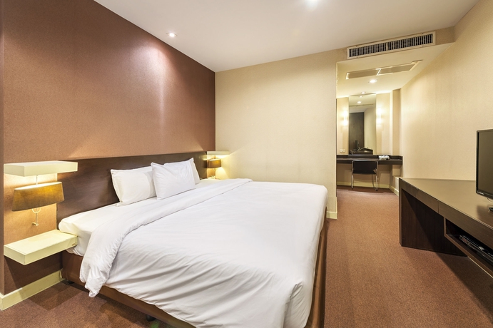 Imagen de la habitación del Hotel Qiu Sukhumvit. Foto 13