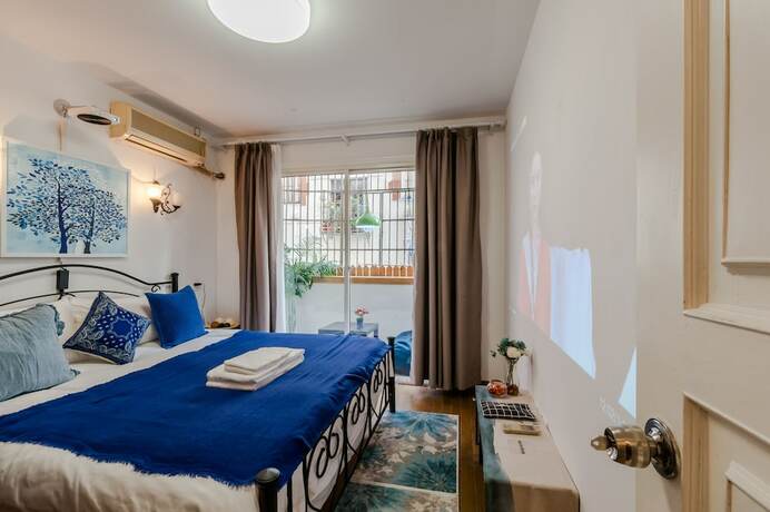 Imagen general del Hotel Qiyu Homestay - West Nanjing Road Branch. Foto 3