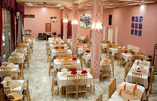 Imagen del bar/restaurante del Hotel Qom International Hotel. Foto 2