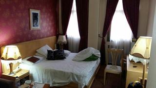 Imagen de la habitación del Hotel Qom International Hotel. Foto 6