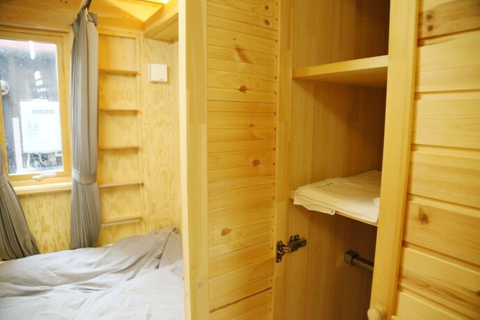 Imagen de la habitación del Hotel Qooneltas Container House In The Forest. Foto 17