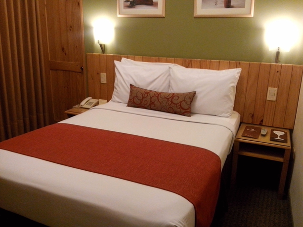 Imagen de la habitación del Hotel Qorianka. Foto 7