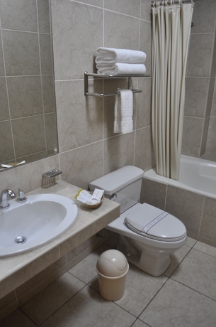 Imagen de la habitación del Hotel Qorianka. Foto 12