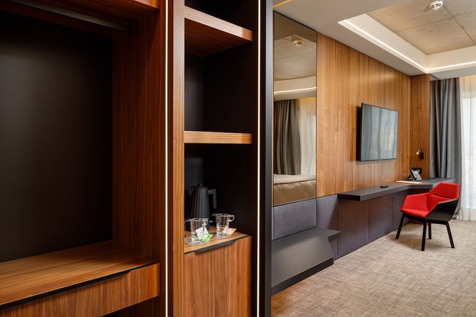 Imagen de la habitación del Hotel Qosmo Brasov. Foto 10