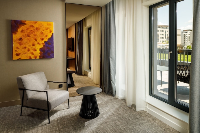 Imagen de la habitación del Hotel Qosmo Brasov. Foto 11