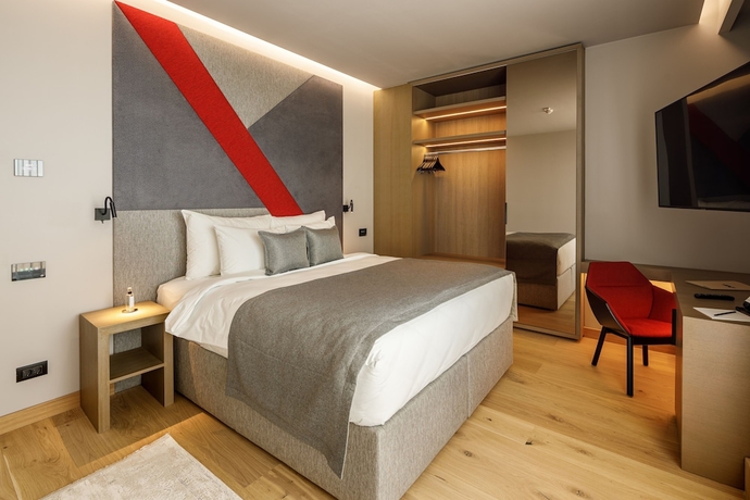 Imagen de la habitación del Hotel Qosmo Brasov. Foto 17