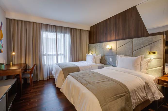 Imagen de la habitación del Hotel Qoya S&atilde;o Paulo Paulista, Curio Collection by Hilton. Foto 10