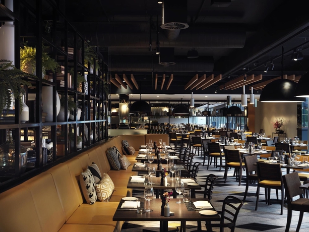 Imagen del bar/restaurante del Hotel Qt Canberra. Foto 6