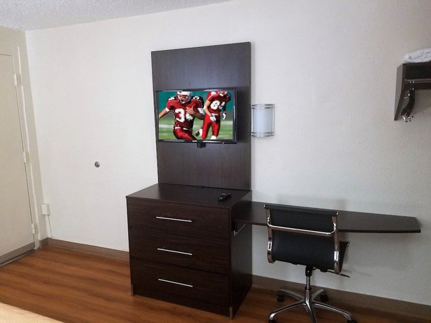 Imagen de la habitación del Hotel QuBed San Antonio. Foto 7