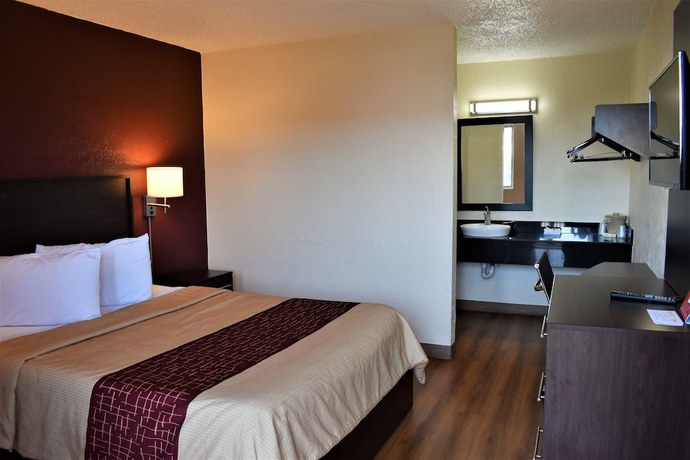 Imagen de la habitación del Hotel QuBed San Antonio. Foto 11
