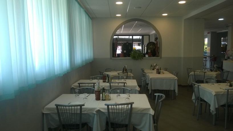 Imagen del bar/restaurante del Hotel Quadrifoglio, Lido delle Nazioni. Foto 8