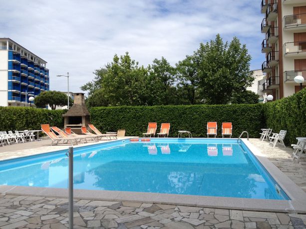 Imagen de la piscina del Hotel Quadrifoglio, Lido delle Nazioni. Foto 14