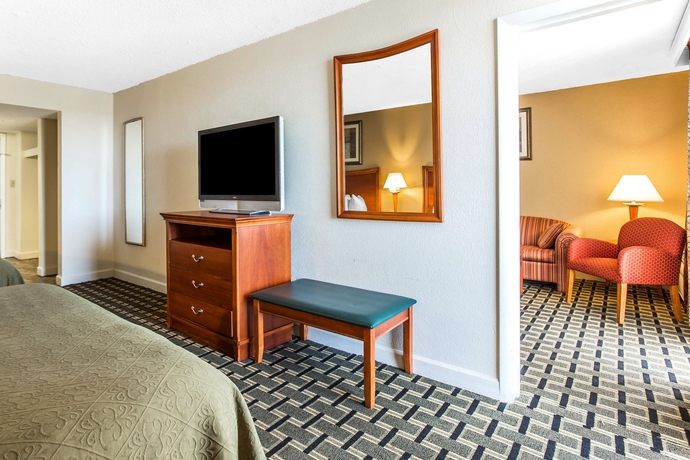Imagen de la habitación del Hotel Quail Inn and Suites. Foto 10