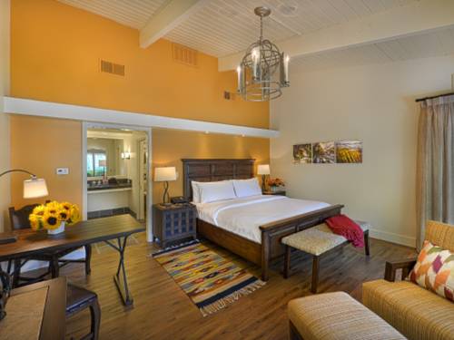 Imagen de la habitación del Hotel Quail Lodge and Golf Club. Foto 4