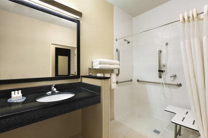 Imagen de la habitación del Hotel Quail Springs Inn And Suites. Foto 5