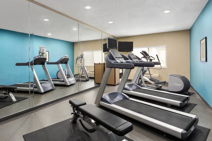 Imagen de los interiores del Hotel Quail Springs Inn And Suites. Foto 17