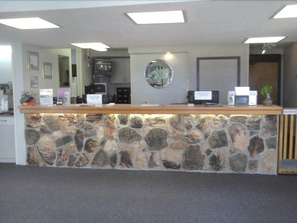 Imagen de los interiores del Hotel Quails Nest Inn And Suites. Foto 13