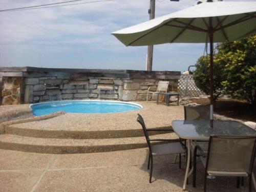 Imagen general del Hotel Quail\'s Nest Inn & Suites. Foto 1