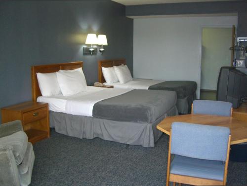 Imagen de la habitación del Hotel Quail\'s Nest Inn & Suites. Foto 7