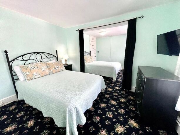 Imagen de la habitación del Hotel Quaker Inn. Foto 13
