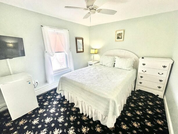 Imagen de la habitación del Hotel Quaker Inn. Foto 16