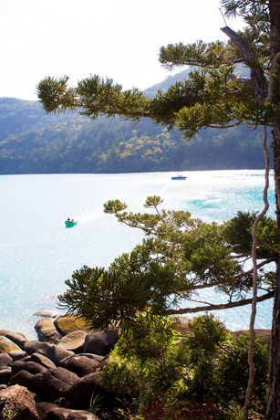 Imagen de los exteriores del Hotel Qualia. Foto 9