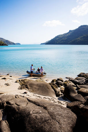 Imagen de la piscina del Hotel Qualia. Foto 16