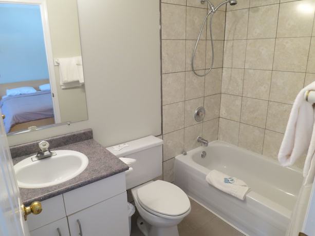 Imagen de la habitación del Hotel Qualicum Bay Resort. Foto 5