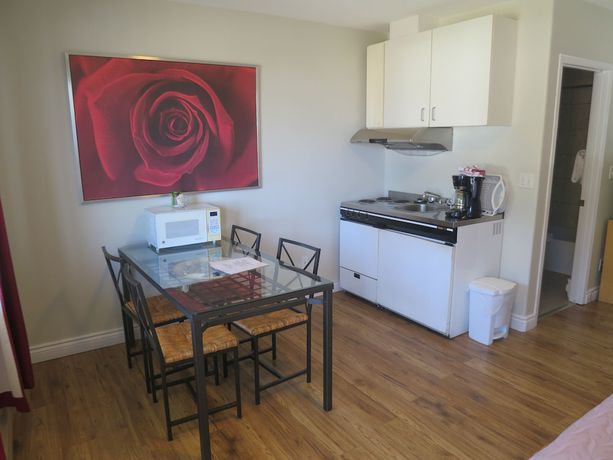 Imagen de la habitación del Hotel Qualicum Bay Resort. Foto 6