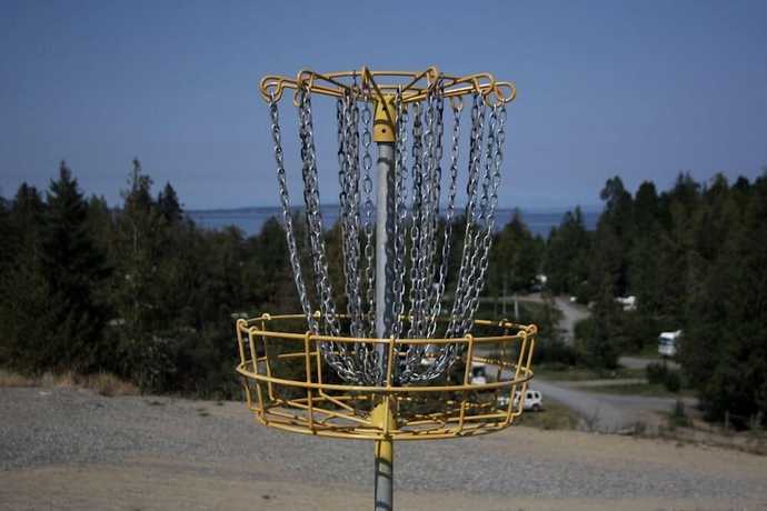 Imagen de los exteriores del Hotel Qualicum Bay Resort. Foto 14
