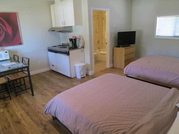 Imagen de la habitación del Hotel Qualicum Bay Resort. Foto 7