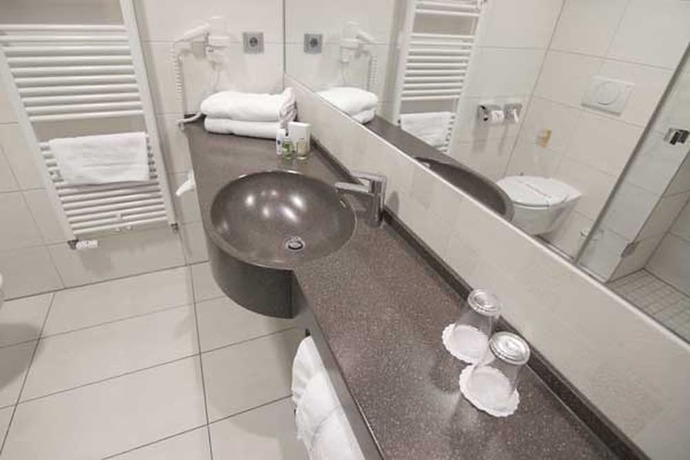 Imagen de la habitación del Hotel Qualitel Hilpoltstein. Foto 4